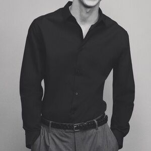 H&M Men’s Slim Fit Black Button-Up – Size Small